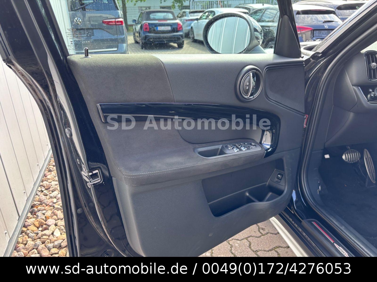 MINI Cooper Countryman S JOHN COOPER WORKS + 1.HAND