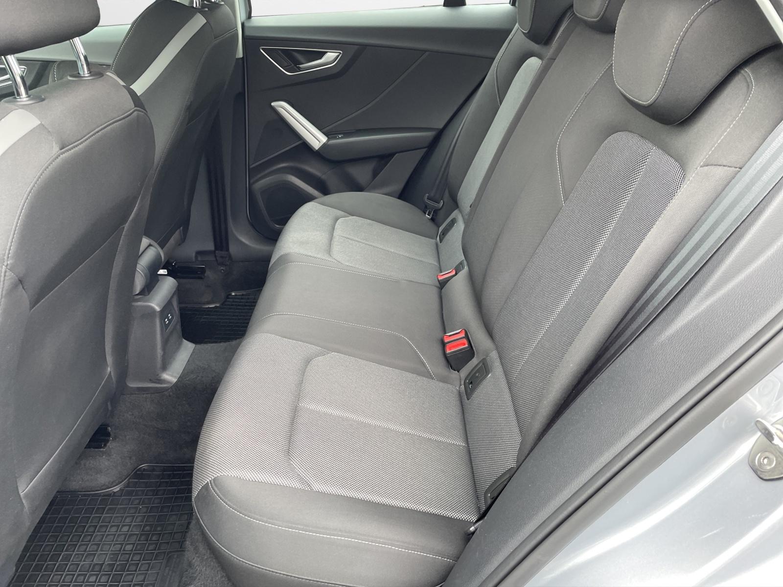 Audi Q2 30 TDI advanced Navi LED Kamera PDC LM Tempo, миниатюра 11