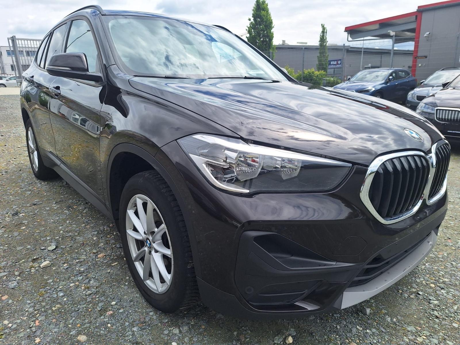BMW X1 16dA * NAVIGATION * ALU * PANORAMADACH