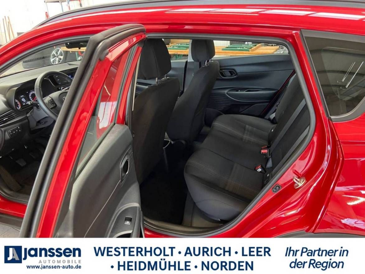 Fahrzeugabbildung Hyundai BAYON Select Winterpaket,PDC hinten,Klima,Start