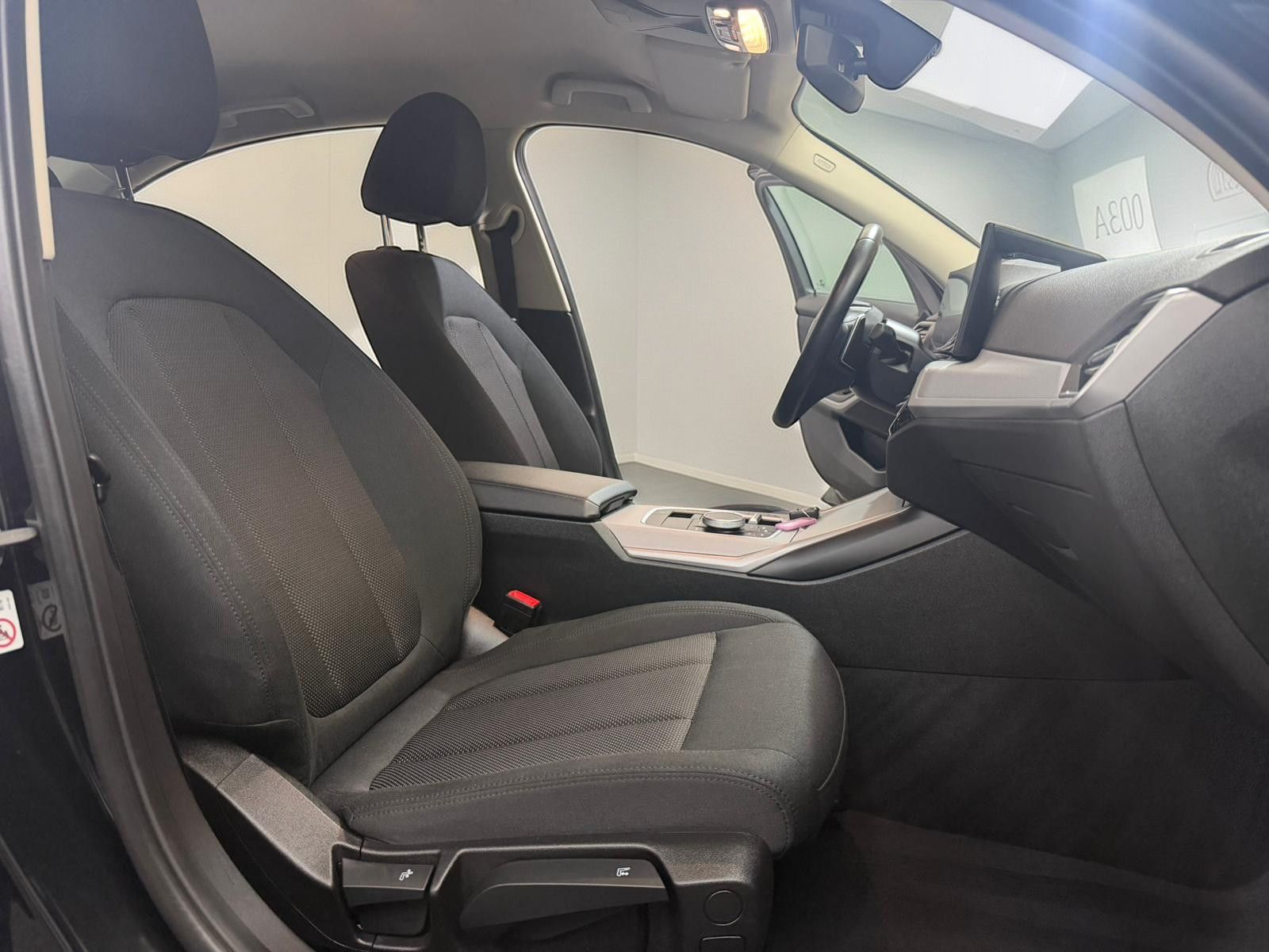 BMW 320d Limo xDrive Shadow-Line AHK*WIDE*LED*CARPLA foto 18