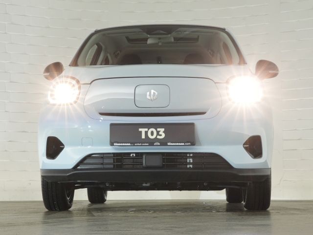 T03 DESIGN 37,3 kWH AT+NAVI+RÜCKFAHRKAMERA+PANOR