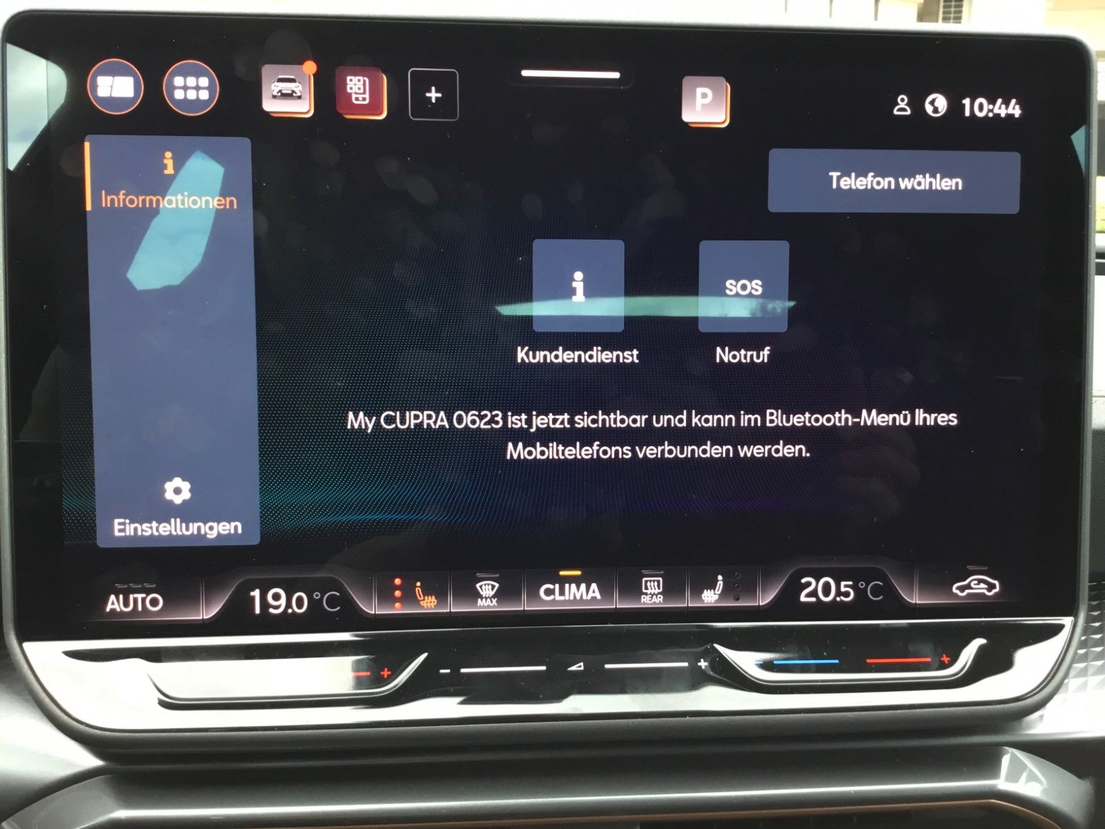 Fahrzeugabbildung CUPRA Formentor 2.0 TSI DSG 4WD+Pano+Matrix+AHK+19"