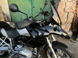 BMW R 1200 GS -Topzustand- mit KAHLICH-Schwenker - Motorräder in Freiburg