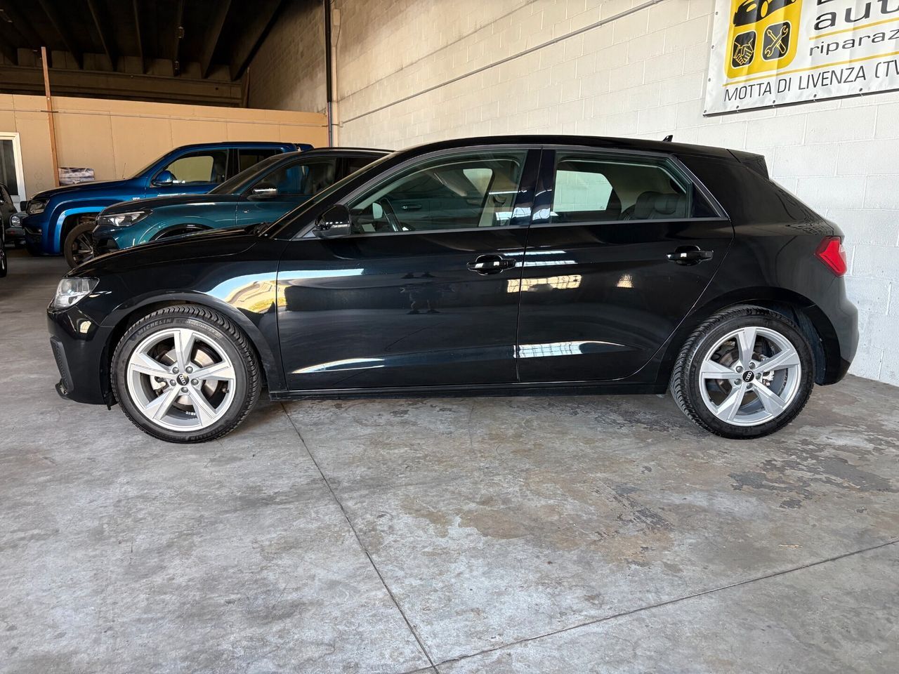 Audi A1 Sportback 30 1.0 tfsi 110cv Unico Propri imagem 2