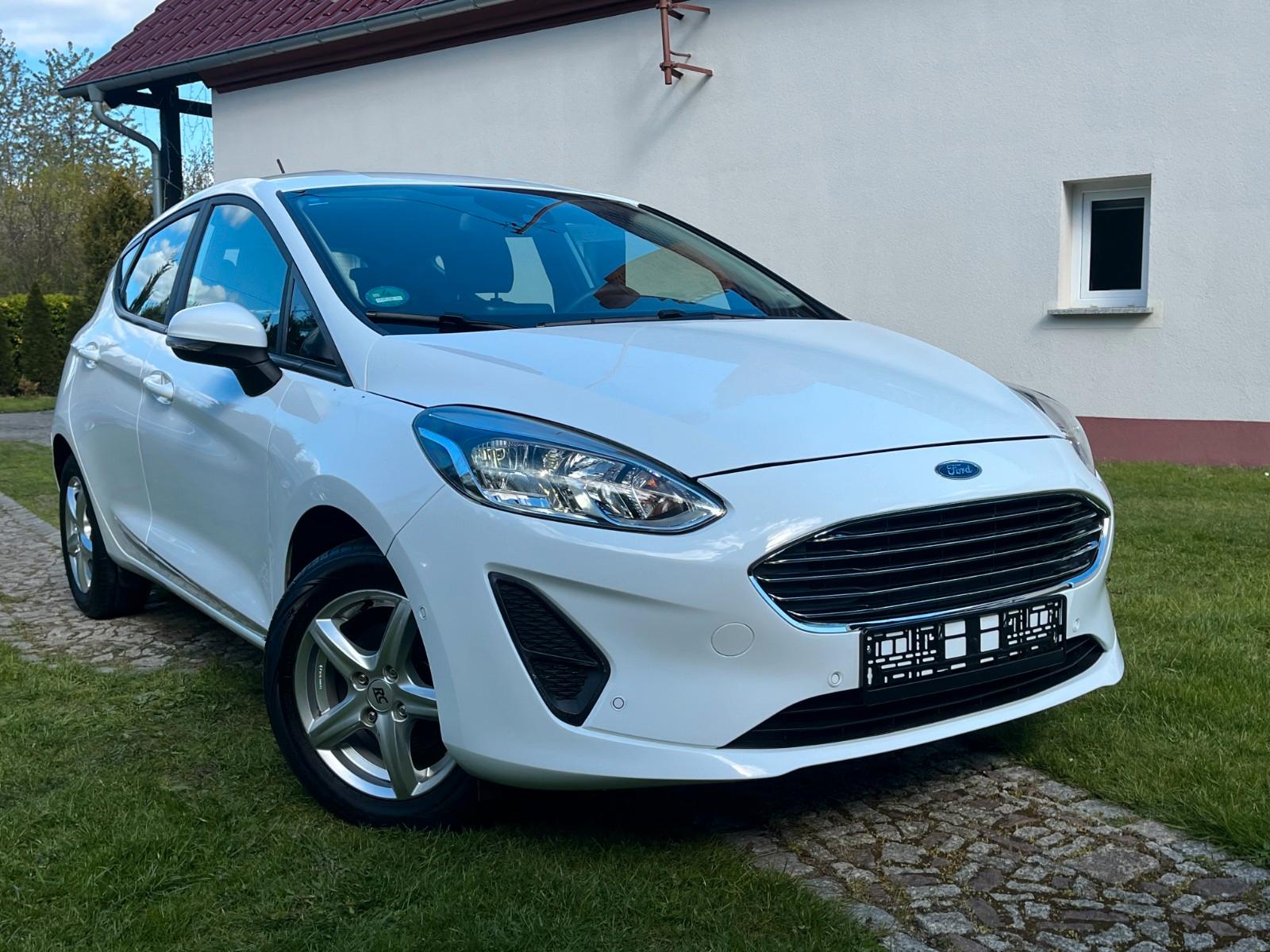 Ford Fiesta Cool & Connect  Zahnriemen & Tüv neu