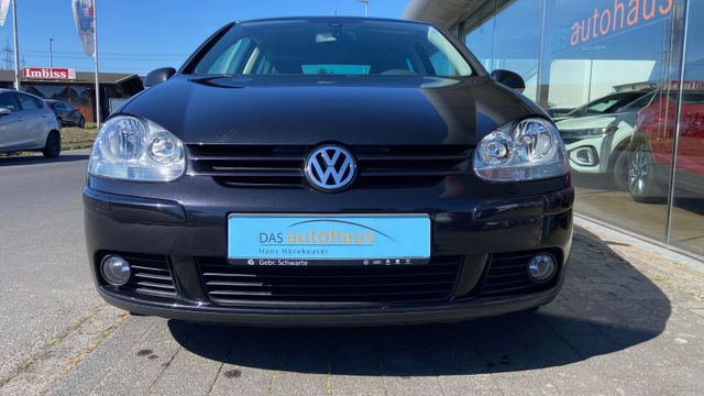 Fahrzeugabbildung Volkswagen Golf V Limousine 1.6 United aus 1. Hand !!