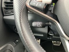 SKODA Karoq 1.5 TSI Sportline DSG Matrix AHK Fahrass SKODA Karoq 1.5 TSI Sportline DSG Matrix AHK Fahrass