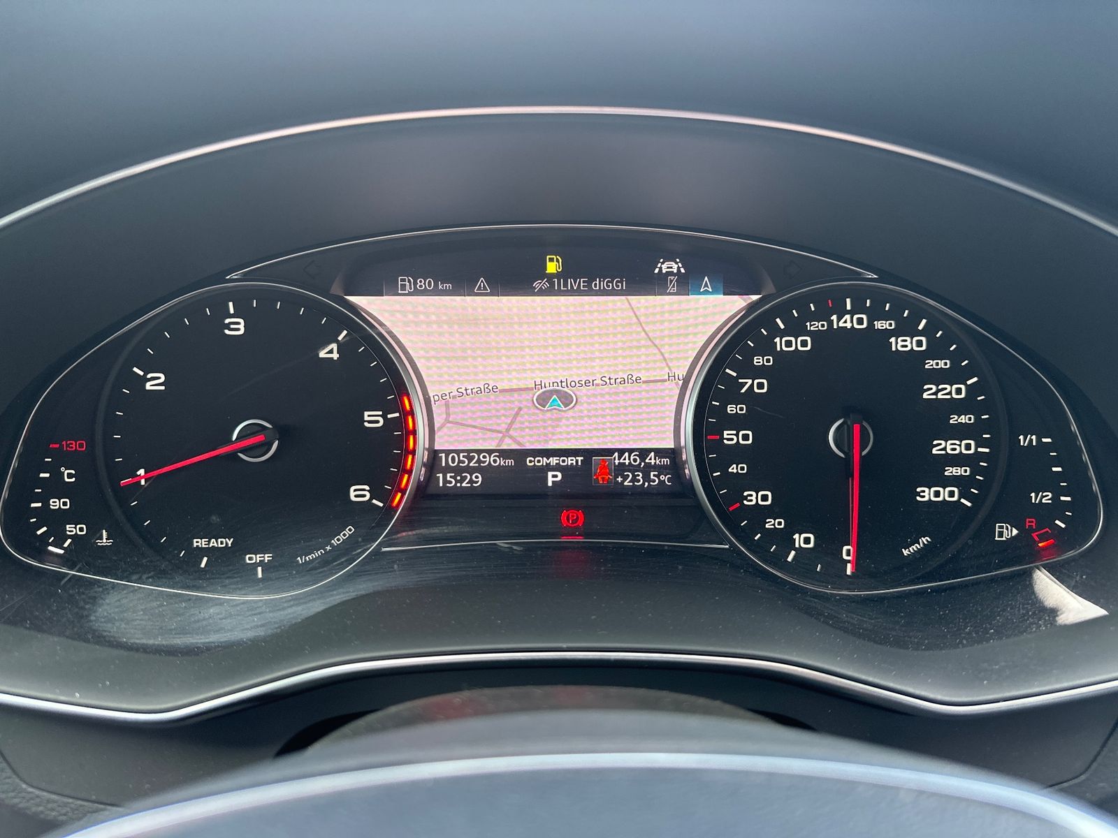 Fahrzeugabbildung Audi A6 Avant 40 TDI S-Line NAV+LED+PANO+AHK+19ZOLL