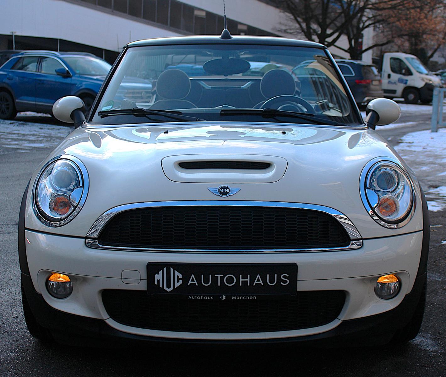MINI COOPER_S Cabrio XENON* LEDER* PDC