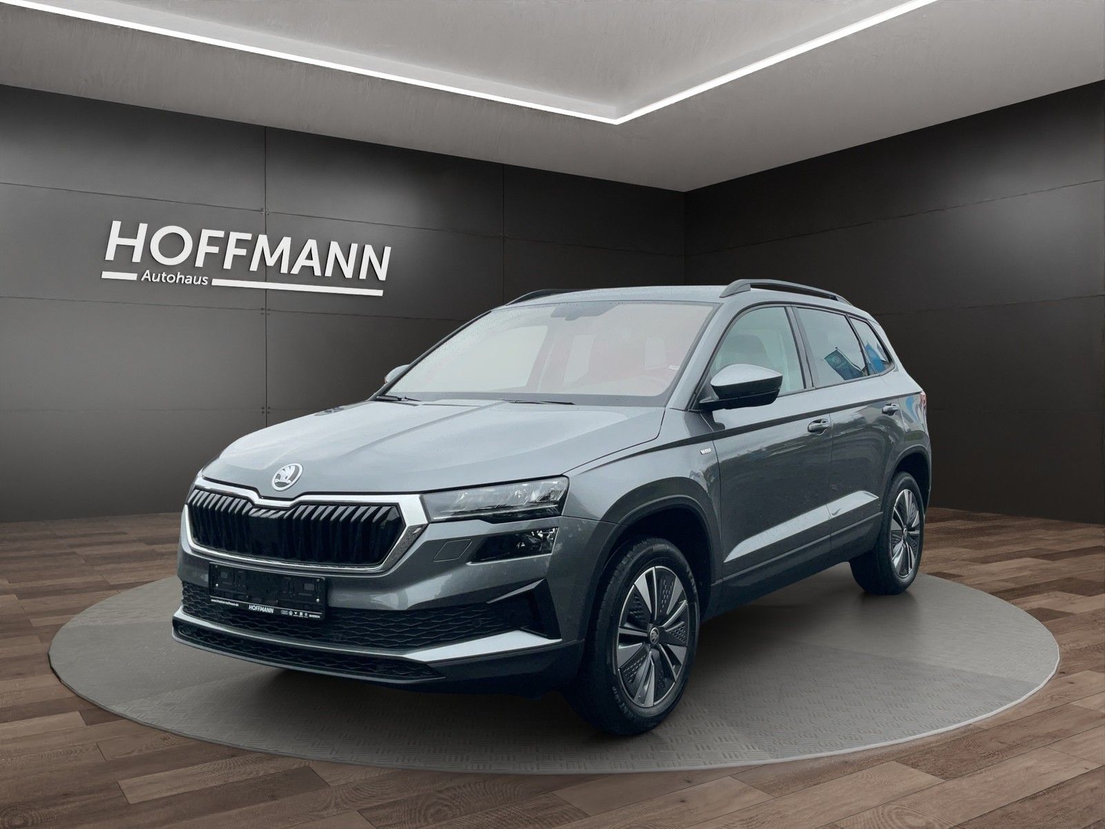 Skoda Karoq 2.0TDI Tour DSG Navi+LED+RFK+PDC+ACC