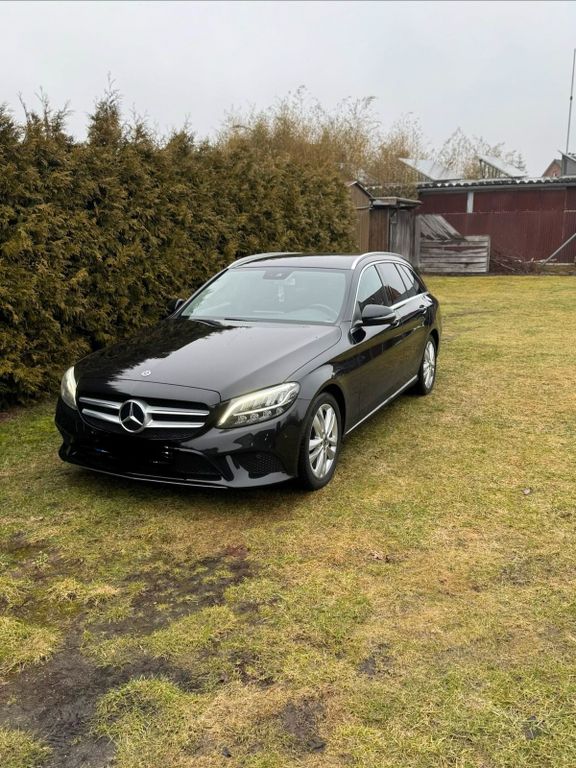 Image of Mercedes-Benz C 200
