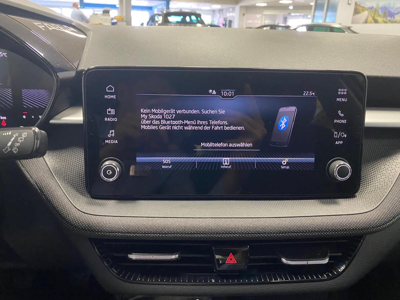 Fahrzeugabbildung SKODA Fabia Selection APP+KLIMA+RFK+PDC+SITZHEIZ+Andro