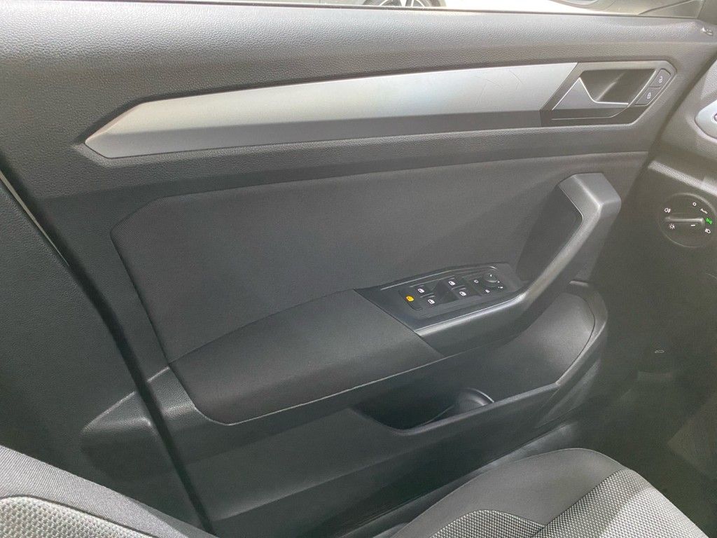 Volkswagen T-Roc - Bild 14