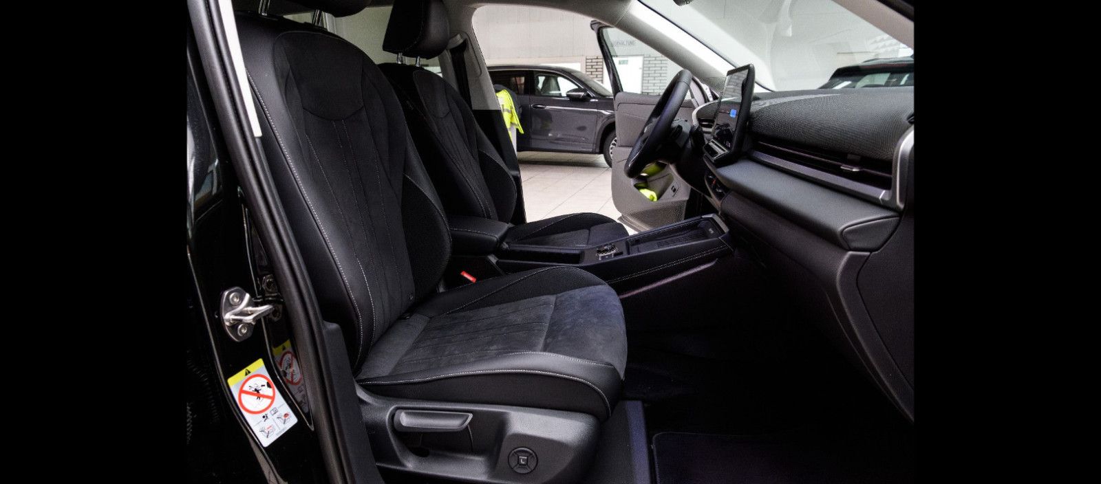 Volkswagen T-Roc - Bild 19