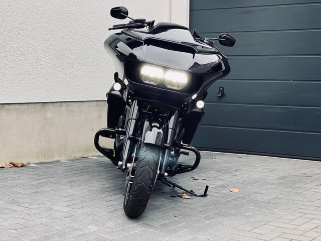 Harley-Davidson FLTRXS Road Glide Special 114ci * TOP ZUSTAND *