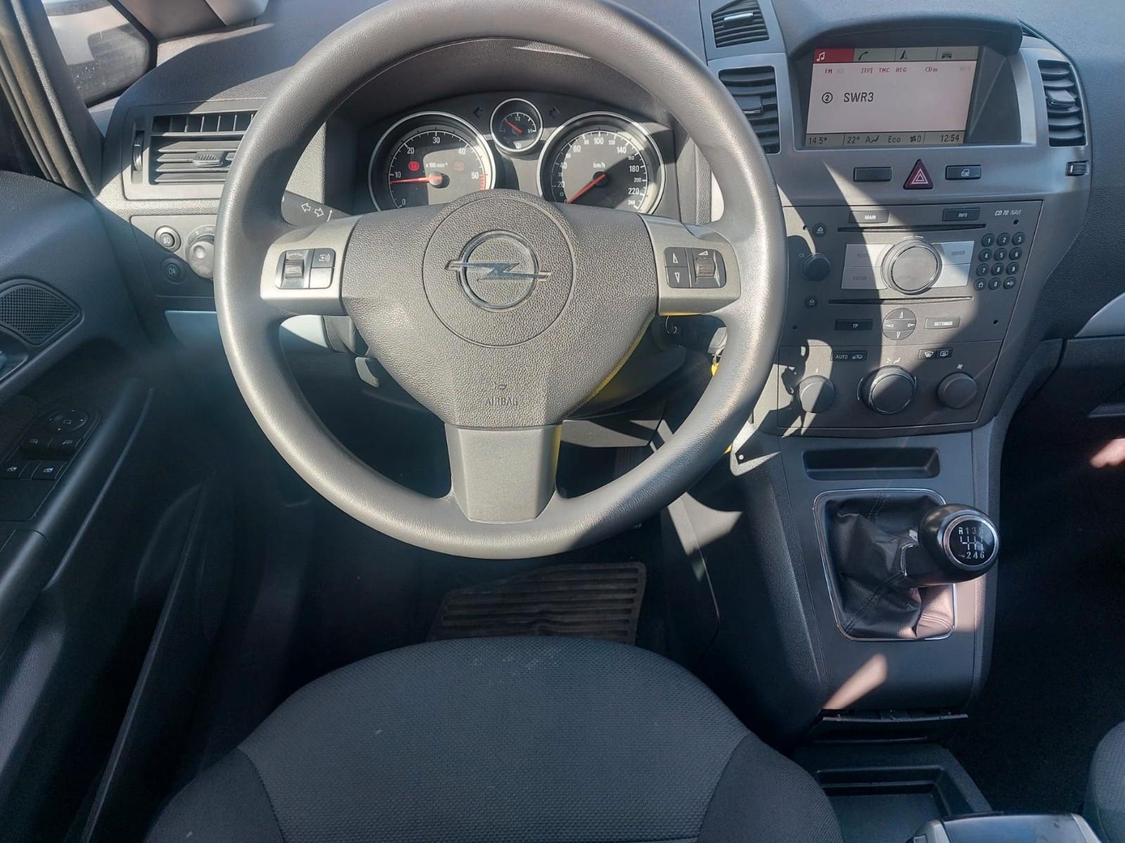 Opel Zafira 2007 — photo 12