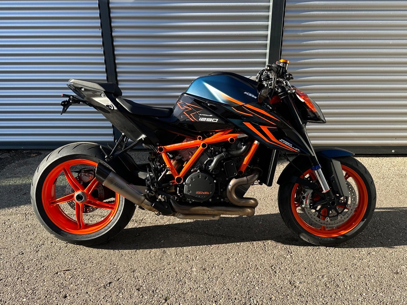 KTM 1290 SUPER DUKE R EVO / TECH PACK, MIVV etc !!