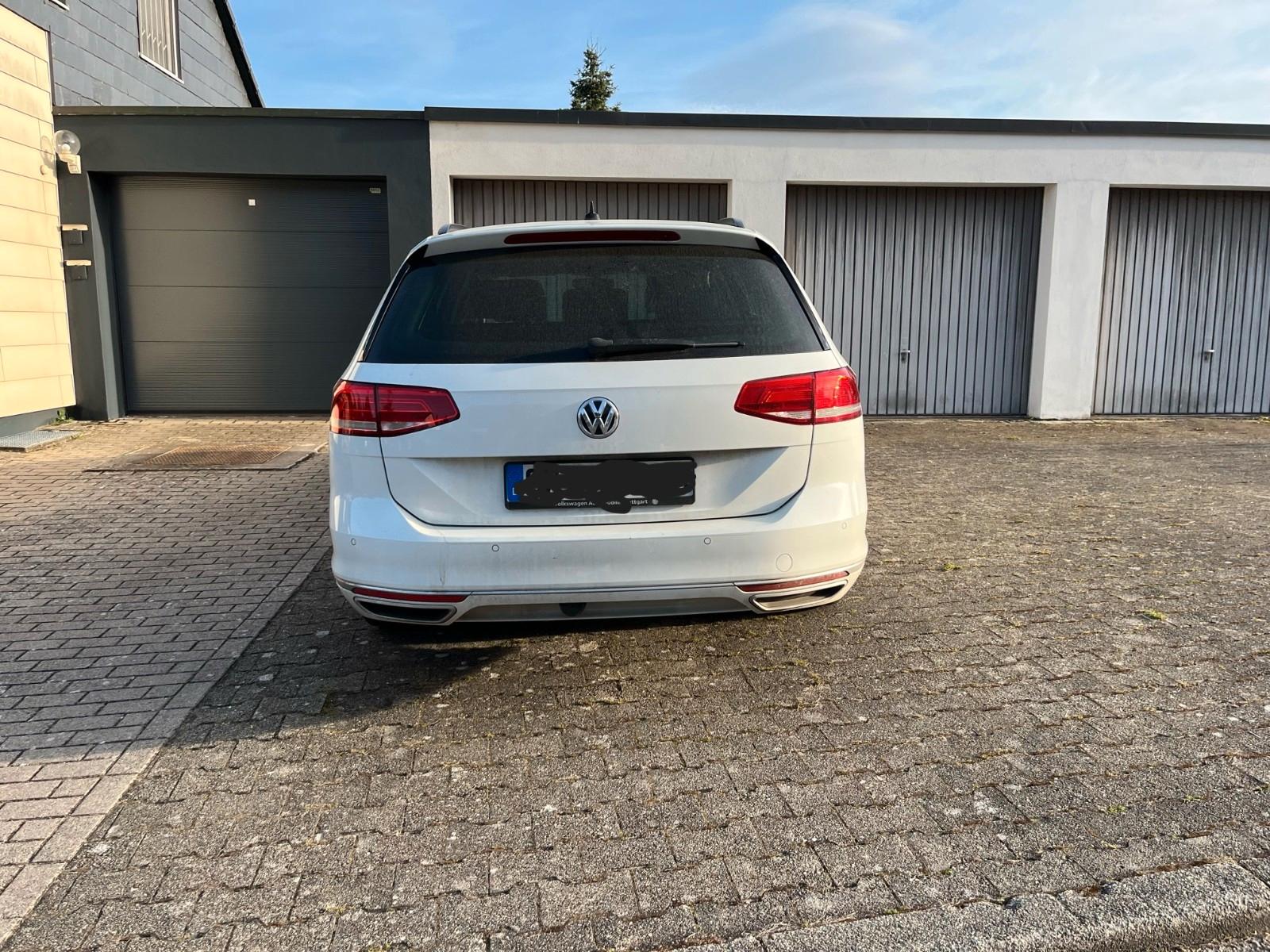 Volkswagen Passat 2.0 TDI SCR 140kW DSG Comfortl. Varia...
