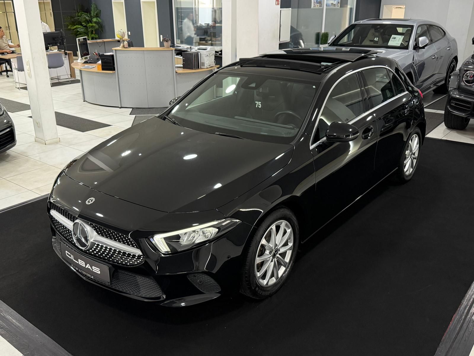 MERCEDES-BENZ A 200 Progressive *PANO*WIDESCREEN*AHK*LED*SHZ*