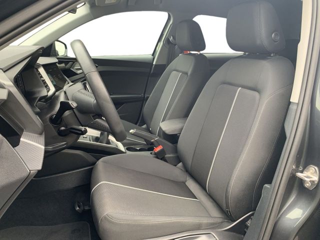 A1 Sportback 30 TFSI ADVANCED SMARTPHONE INTERFA
