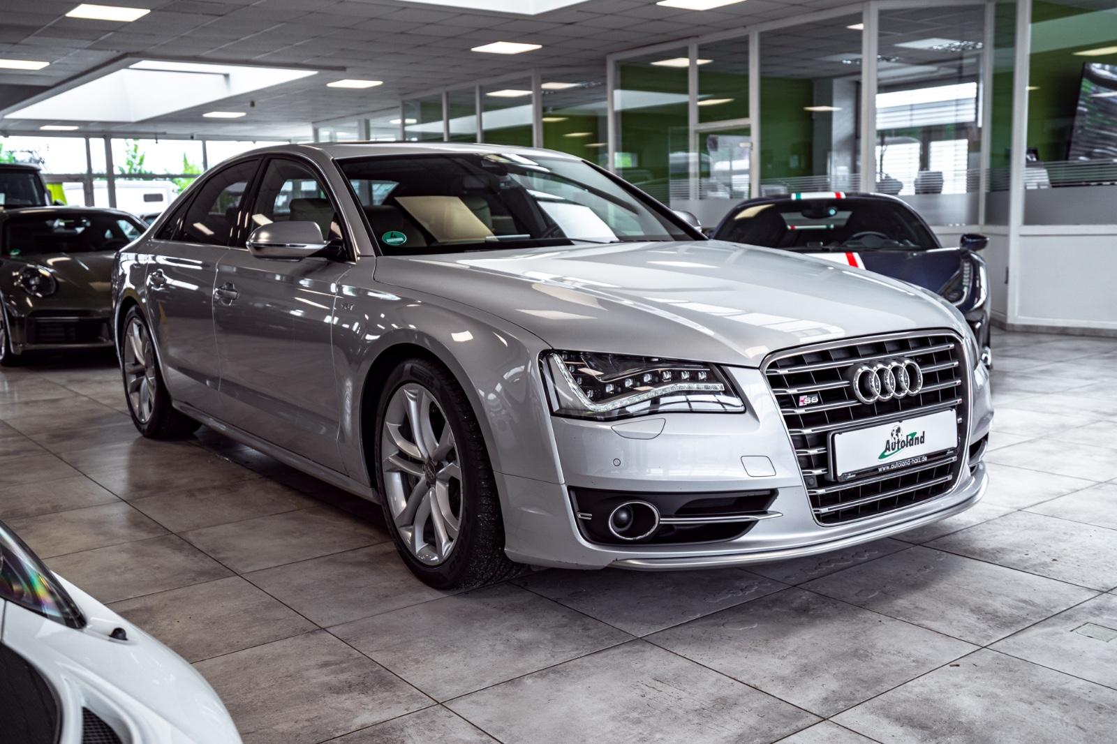 Audi S8 4.0 Quattro*Keramik*St.Heiz*S.Dach*Massage*