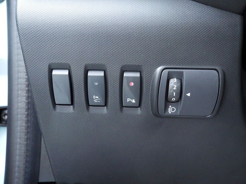 Fahrzeugabbildung Renault Twingo E-Tech Techno KLIMA PDC SHZ KAMERA NAVI