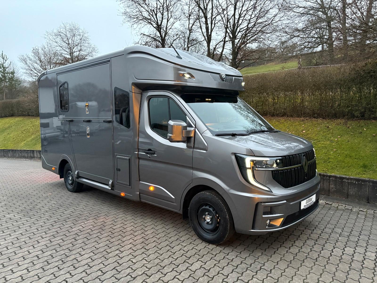 Renault Paragan Excelsion 5 XL, 1 - 2 Pferdetransporter,