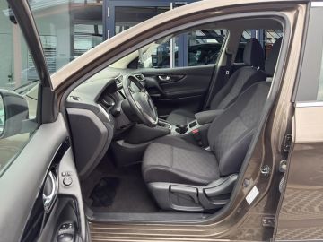 Nissan Qashqai Acenta 1.2 DIG-T °Navi°RFK°PDC°AAC°SHZ°