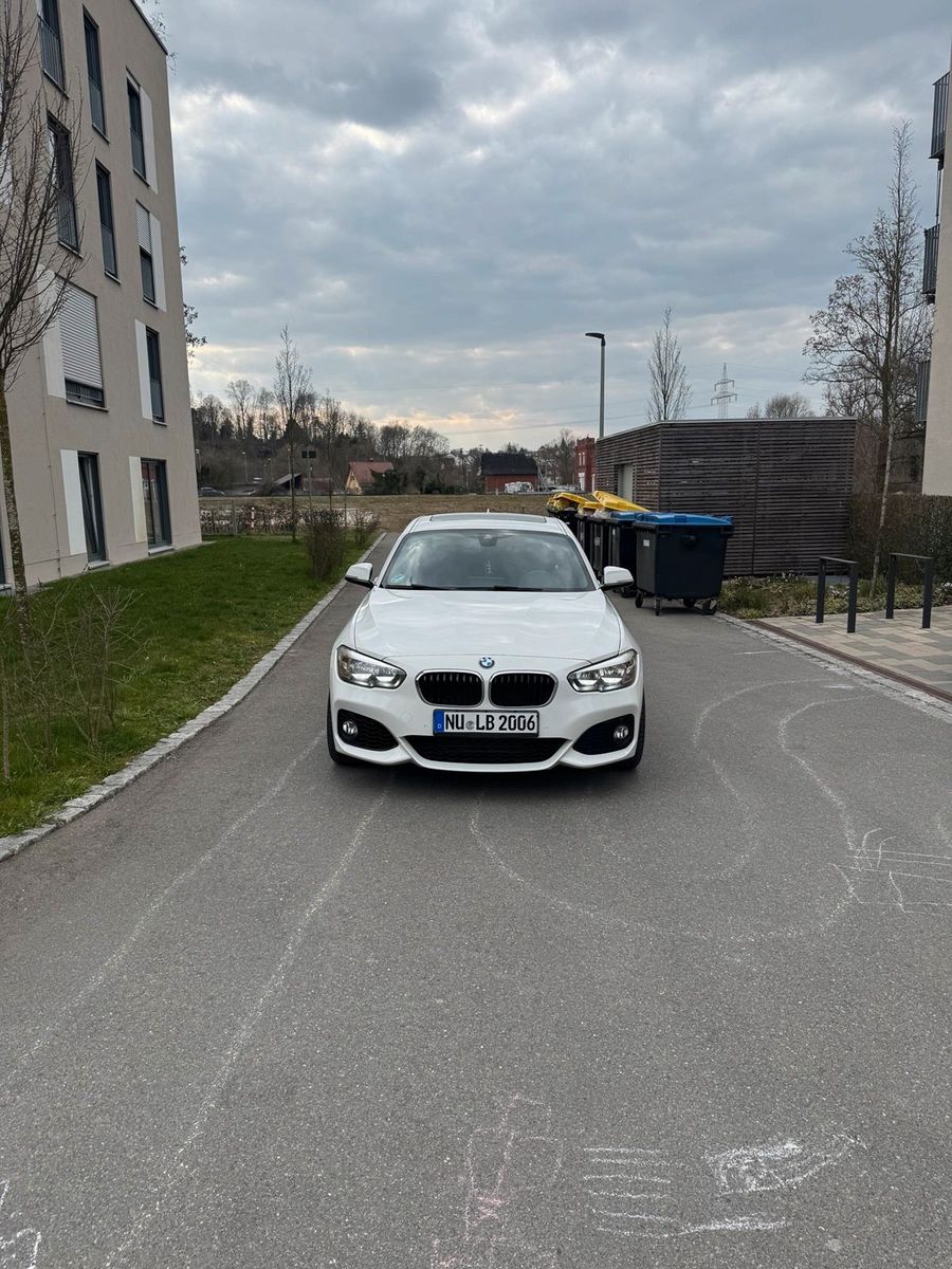 BMW 120