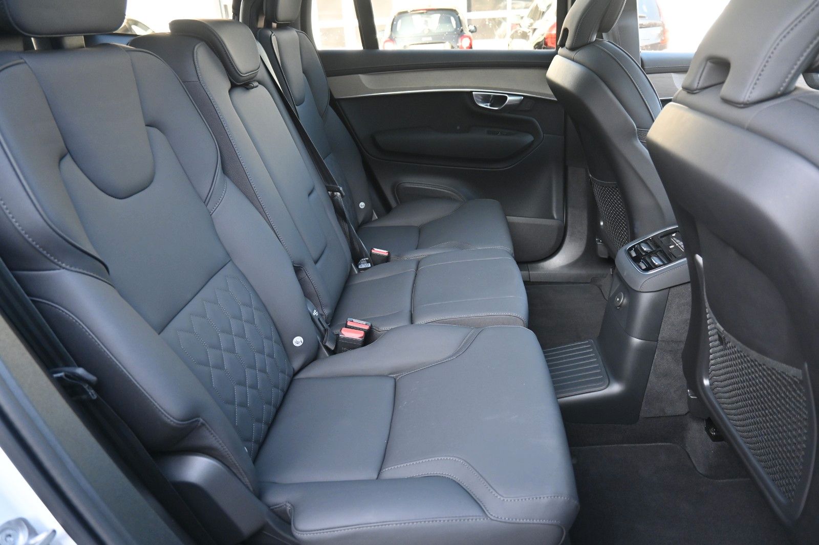 Fahrzeugabbildung Volvo XC90 T8 AWD Plus Bright*FSHZG*PANO*360°*ACC