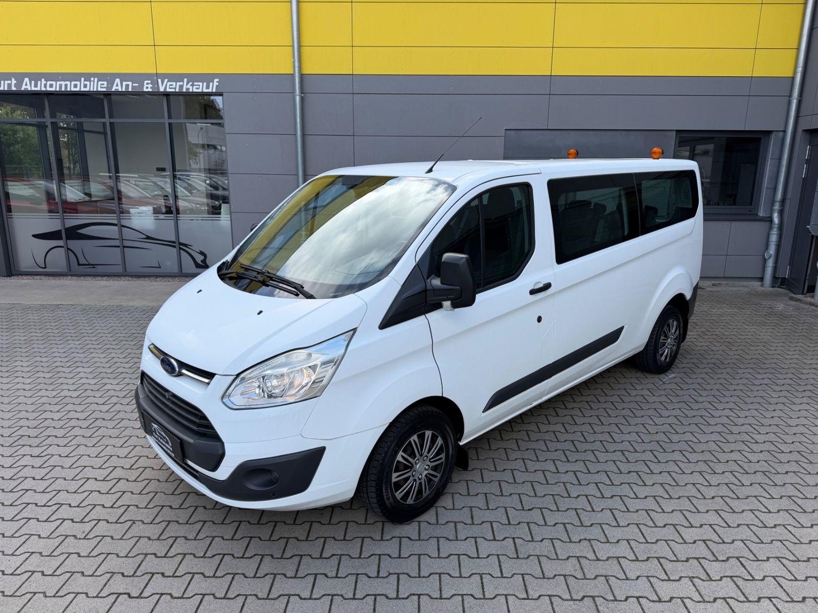 Ford Transit - 1