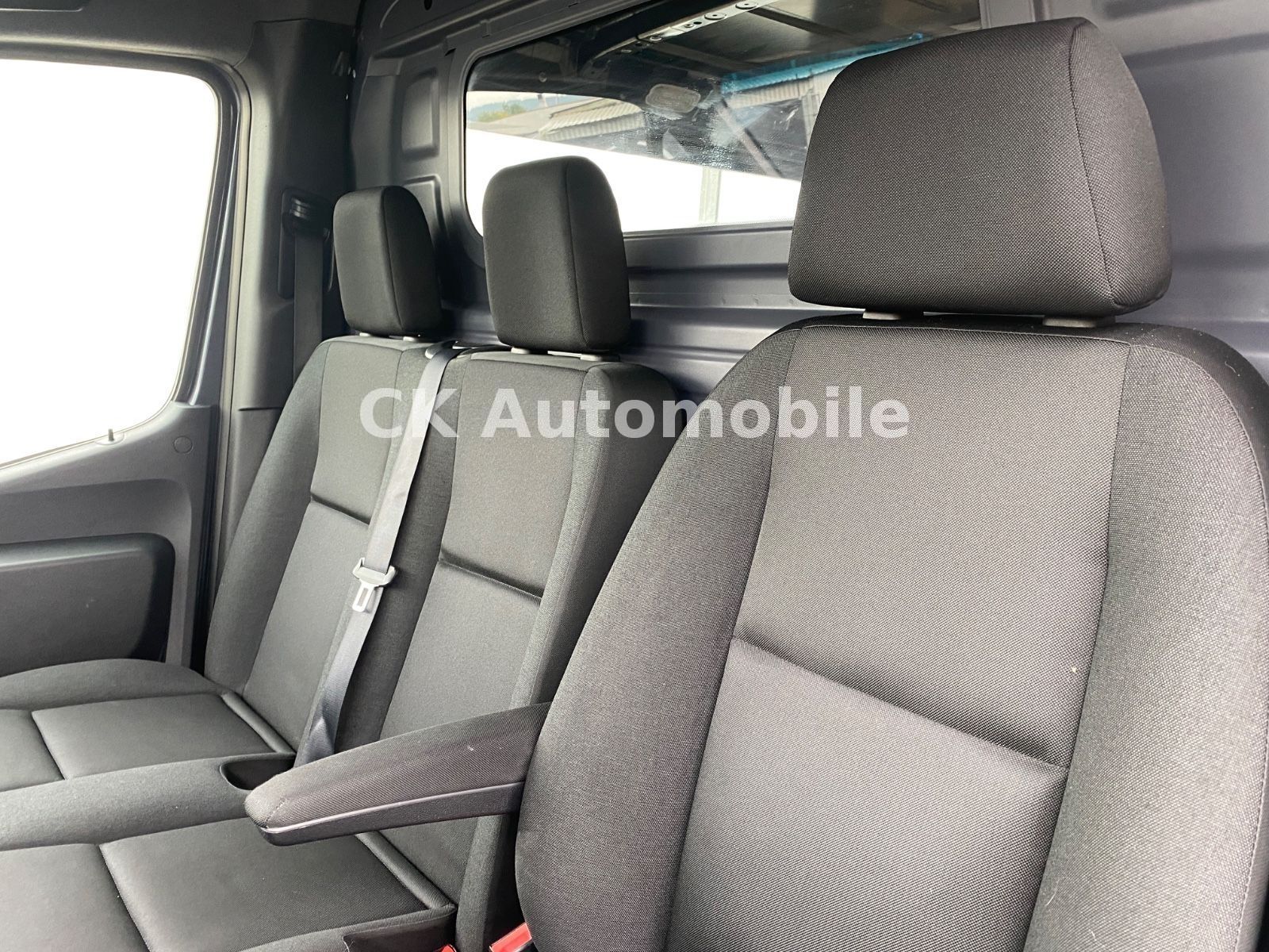 Fahrzeugabbildung Mercedes-Benz Sprinter III Kasten 214 H1L2/Navi/Klima/Kam/AHK