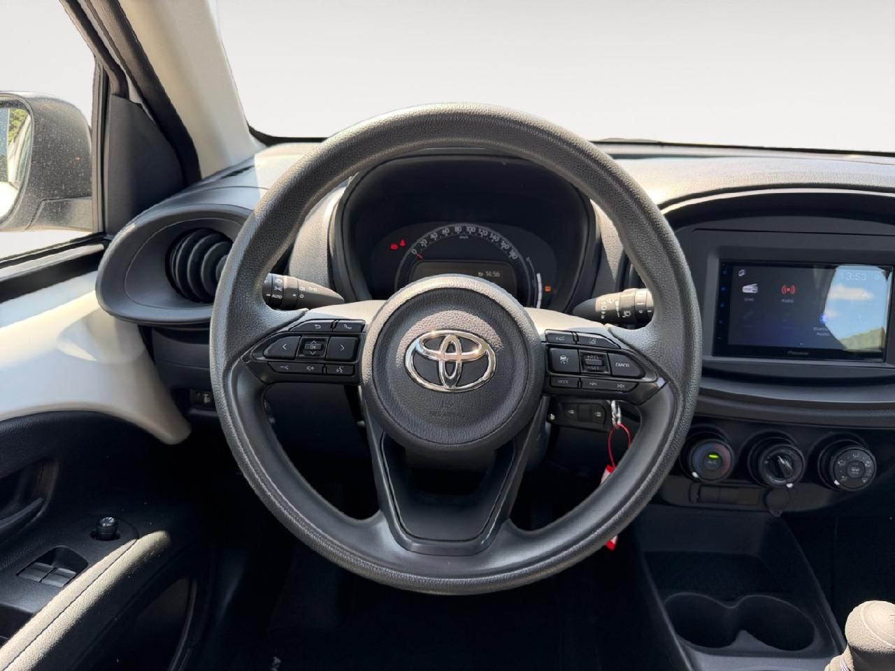 Fahrzeugabbildung Toyota Aygo X Basis