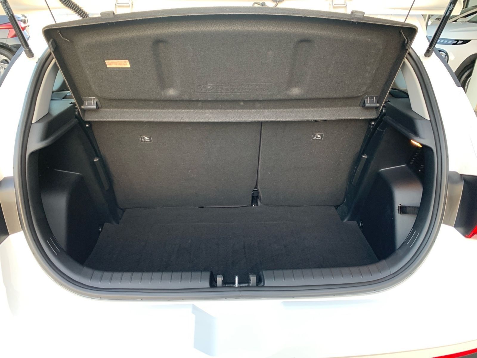 Fahrzeugabbildung Hyundai i20 1.2 Select Navi Kamera