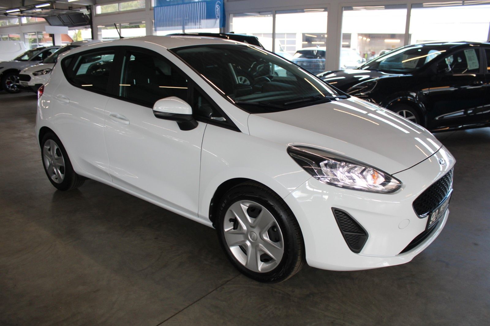 Fahrzeugabbildung Ford Fiesta 1,5 TDCi Cool & Connect 5-trg NAVI LED
