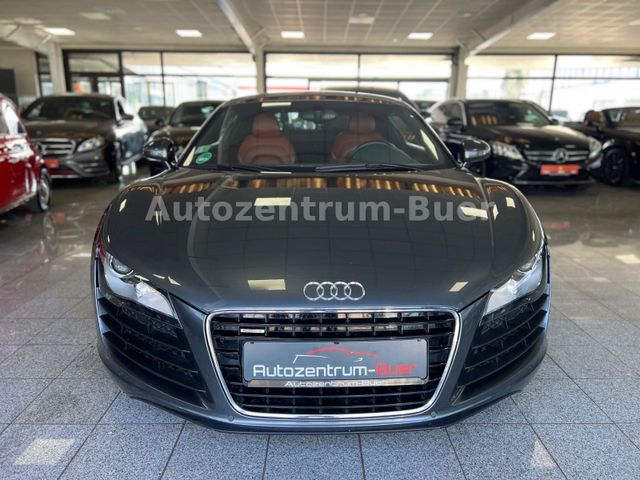 Audi R8 Coupe 4.2 FSI quattro UNFALLFREI/HANDSCHALTER