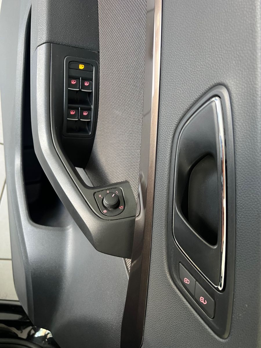 Fahrzeugabbildung SEAT Ateca Xcellence 2.0 TDI *LED*ACC*ALCANTARA*AHK*