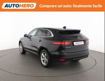 Jaguar F-Pace - 4