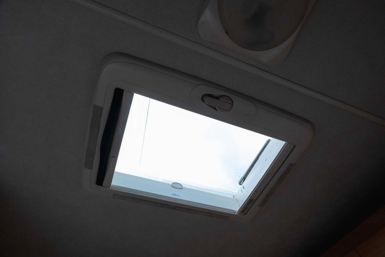 Fahrzeugabbildung Fiat Ducato Orange Camp *6 Schlafplätze*Markise*