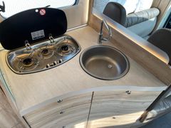 Eura Mobil 675 SB PROFILA RS | Hubbett, Französisches Bett