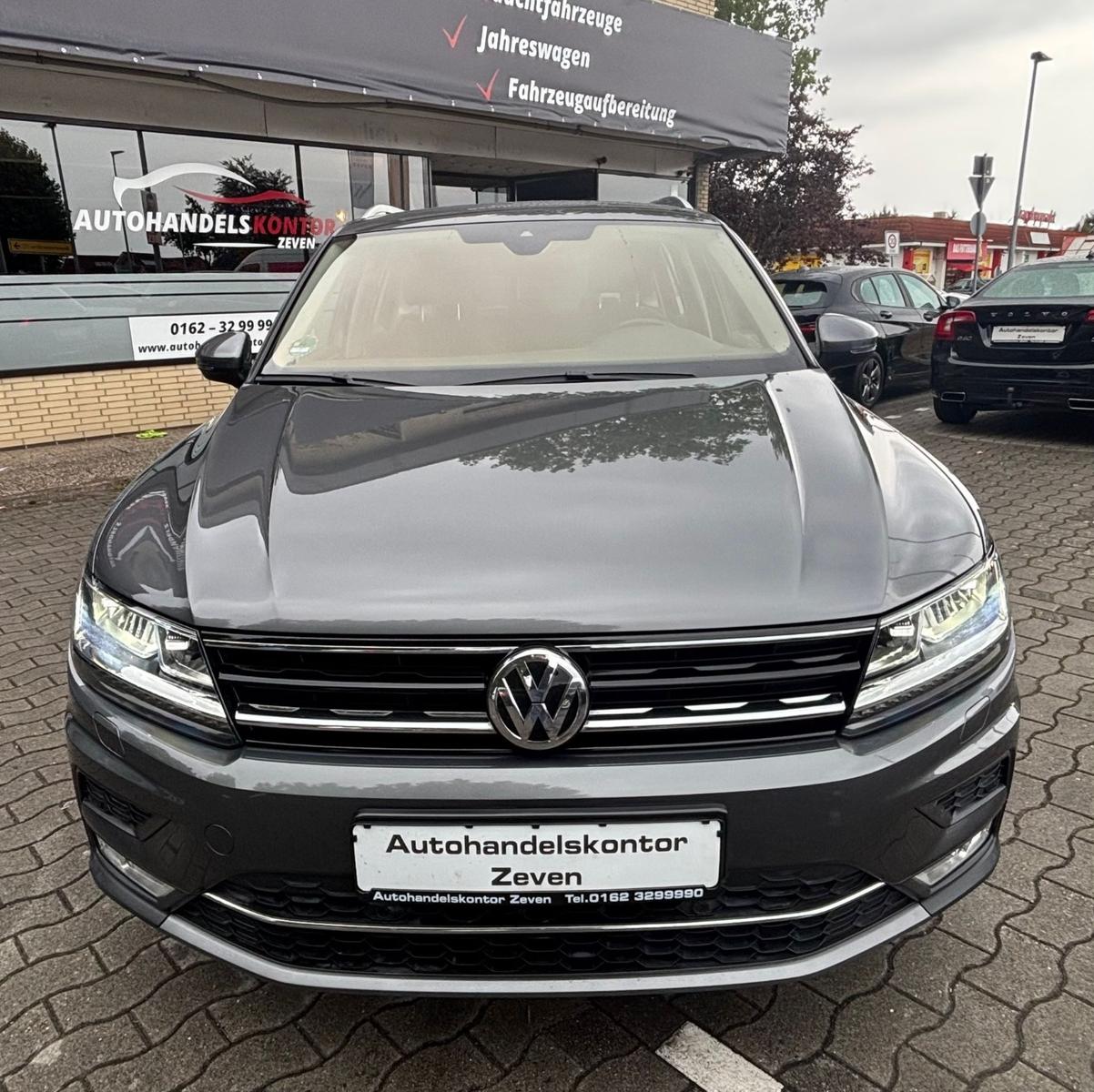 Volkswagen Tiguan Highline 2.0 TSI 179 ch DSG 4Motion / ACC / Caméra de recul / LED / Attelage pivotant