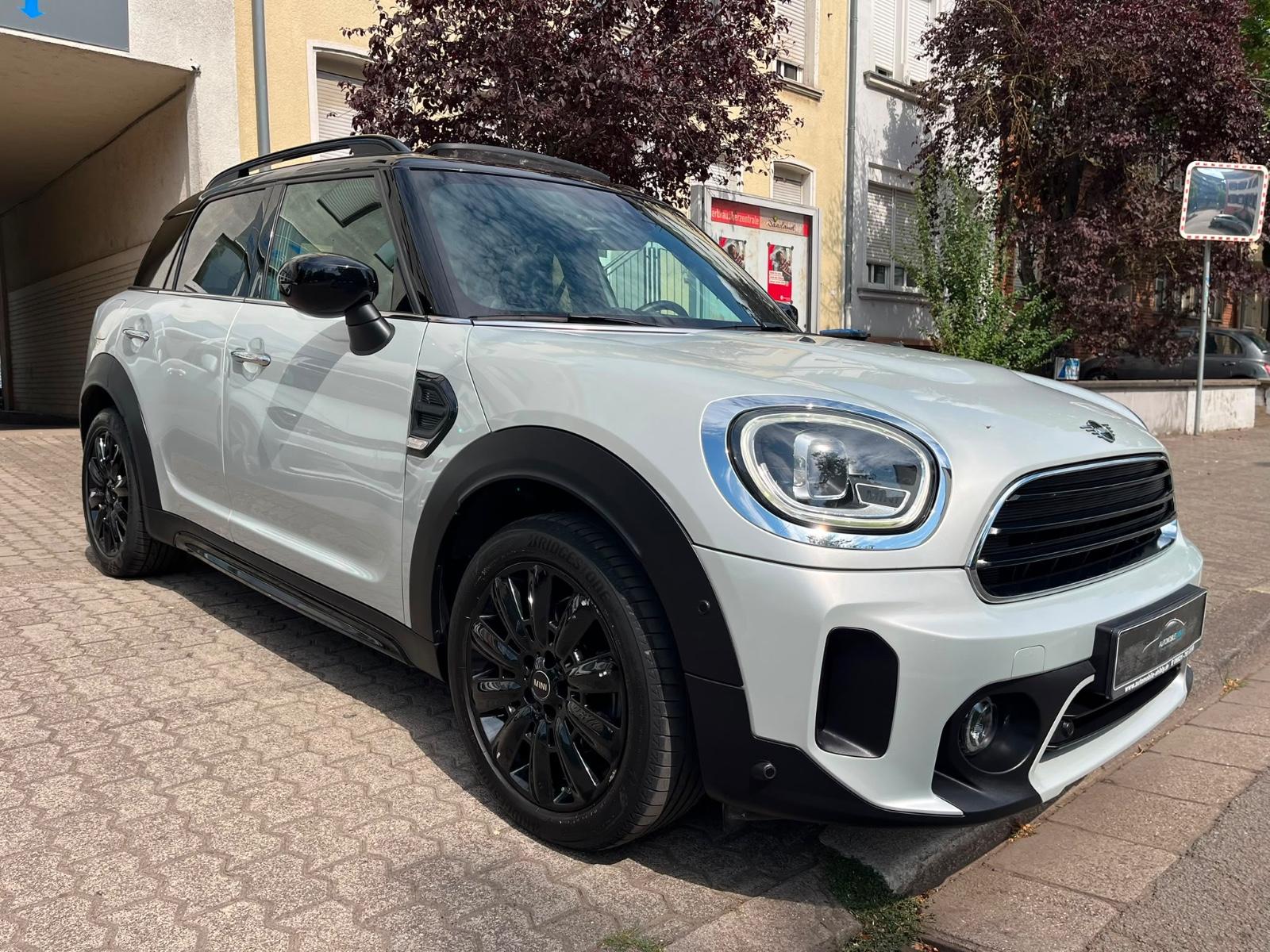 MINI COOPER Countryman Classic Trim Aut. PANORAMA