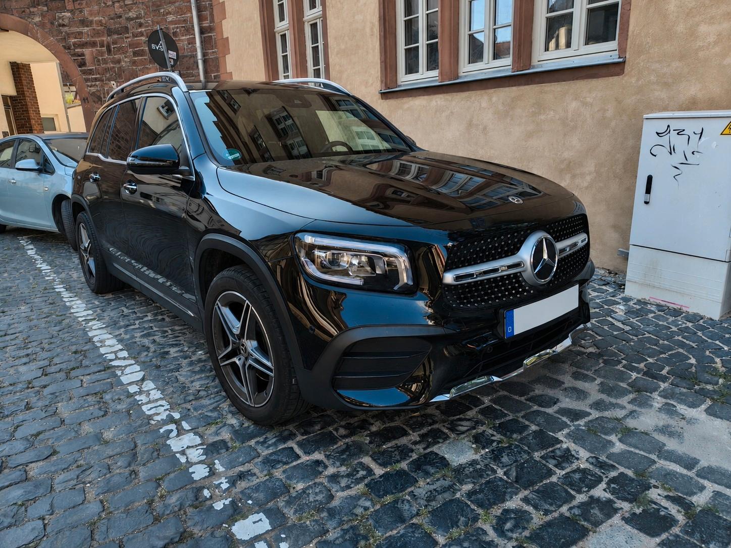 Mercedes-Benz GLB 220 d - 4Matic - AMG Paket - TOP ZUSTAND!