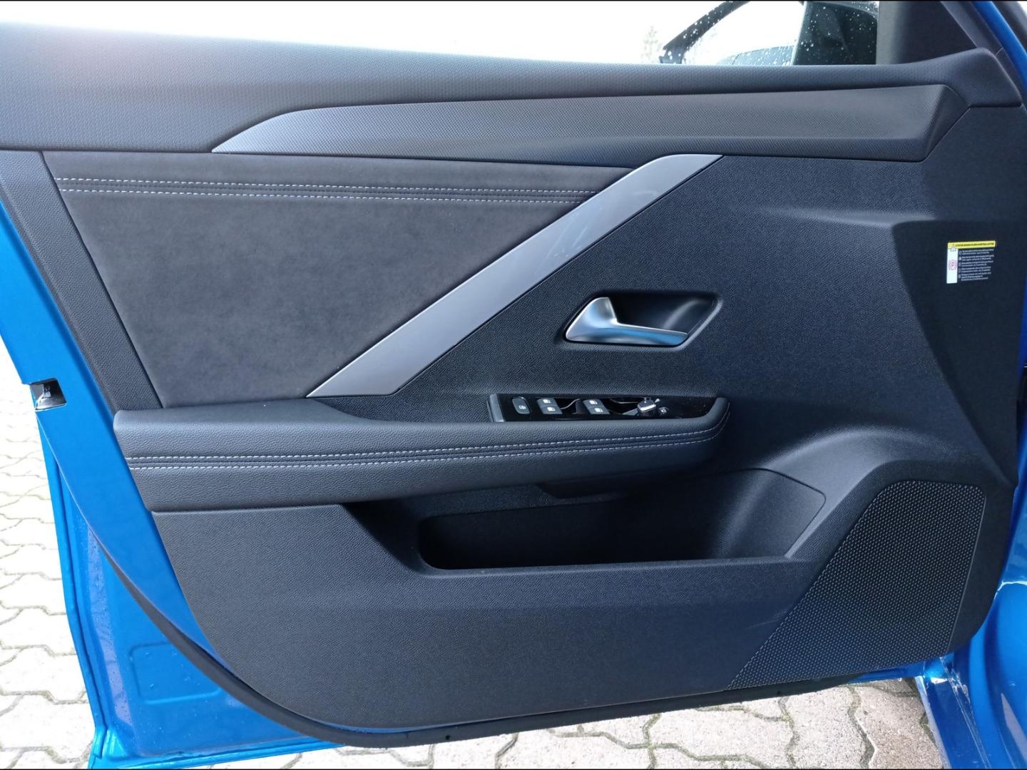 Opel Astra Electric Ultimate El. Panodach 360 Kamera 