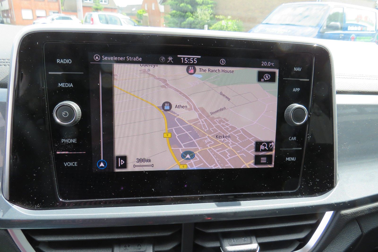 Fahrzeugabbildung Volkswagen T-Roc Style ACC APP MASSAGE SITZH. 17`KAMERA 1.H
