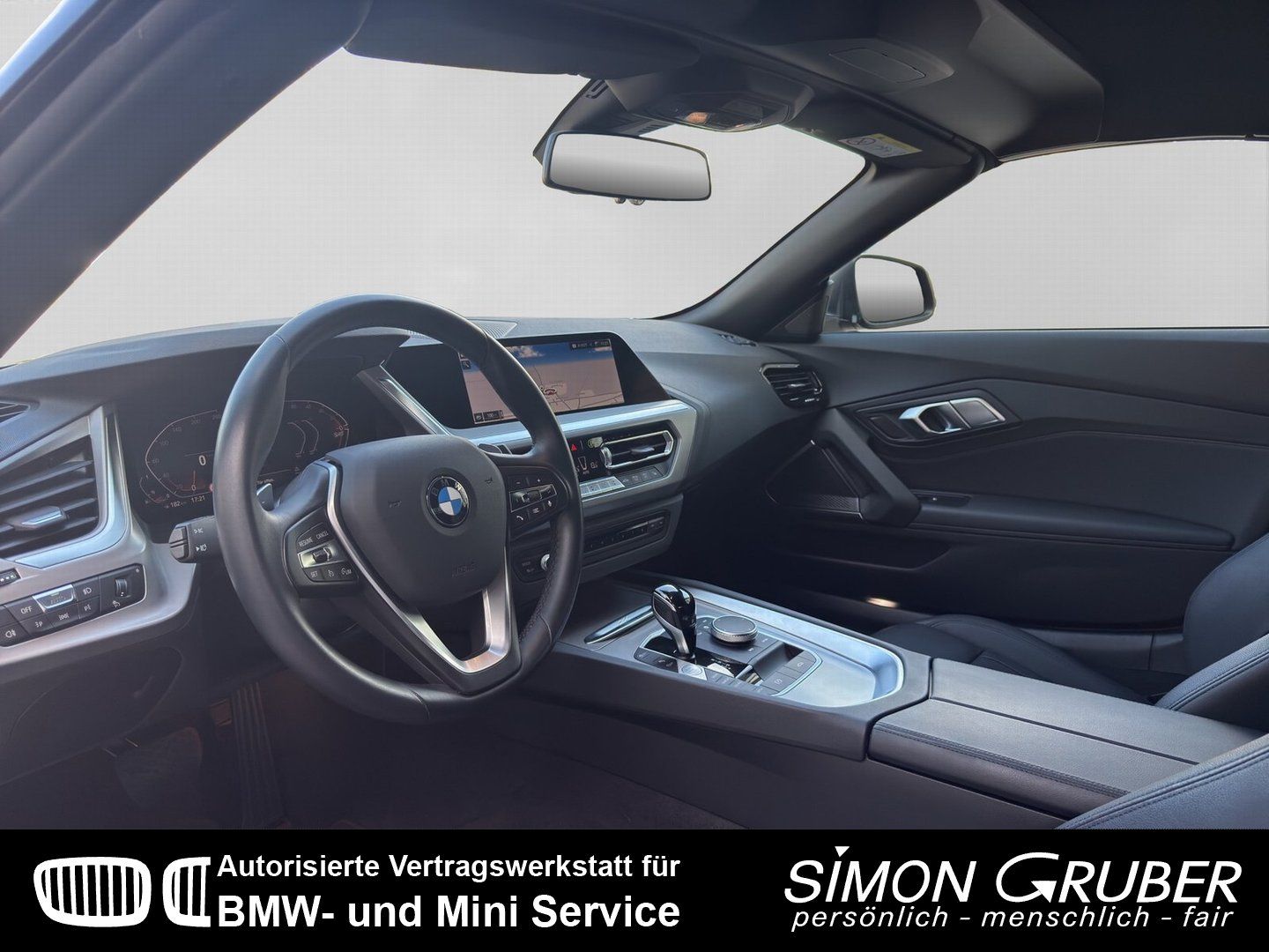Fahrzeugabbildung BMW Z4 sDrive 20 i Advantage Leder Navi Live Prof