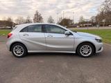 Mercedes-Benz A 180 BlueEFFICIENCY Style Edition / Automatik - Mercedes-Benz A-Klasse: Style Edition