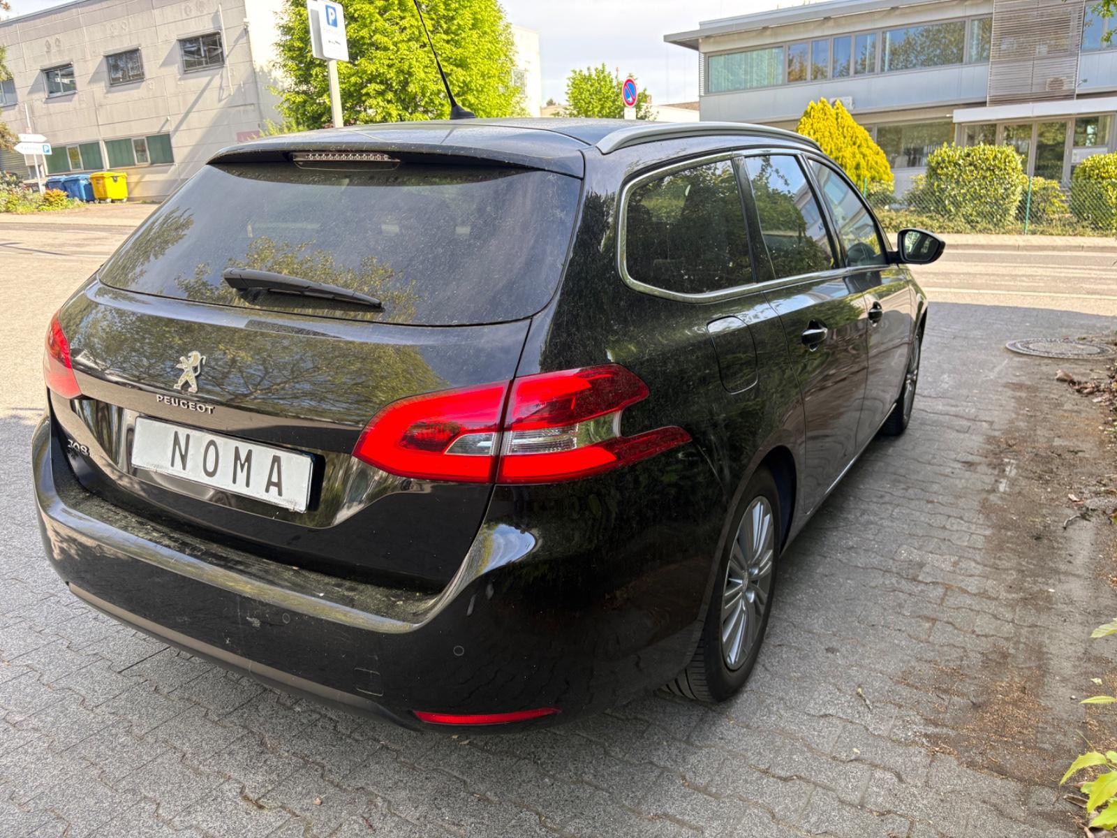 Peugeot 308 1.5 BluerHDI/DSG/Allure/Netto 6850