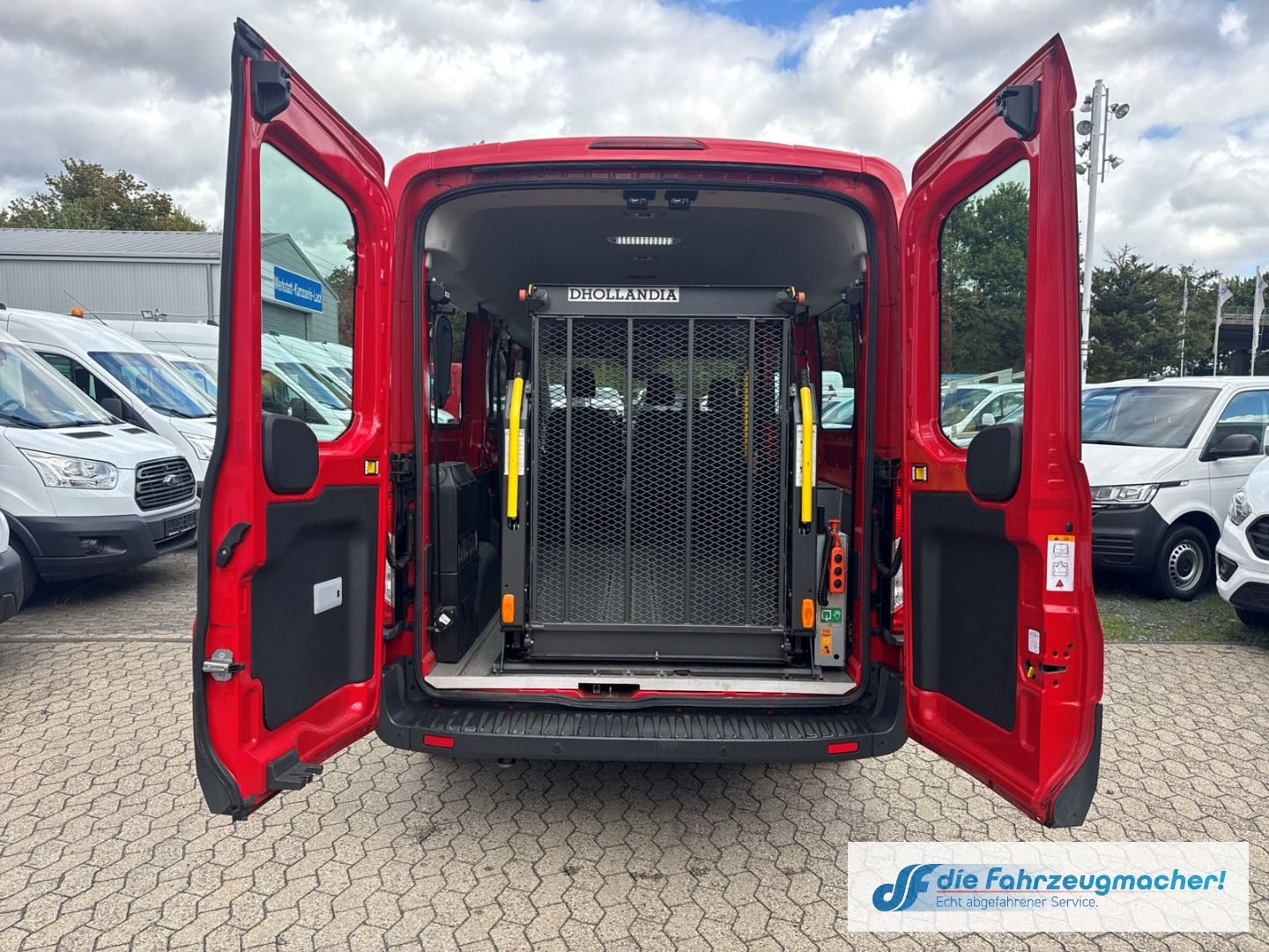 Fahrzeugabbildung Ford Transit Kombi 350 L3 2.2 TDCi DPF *2631 *KLIMA *